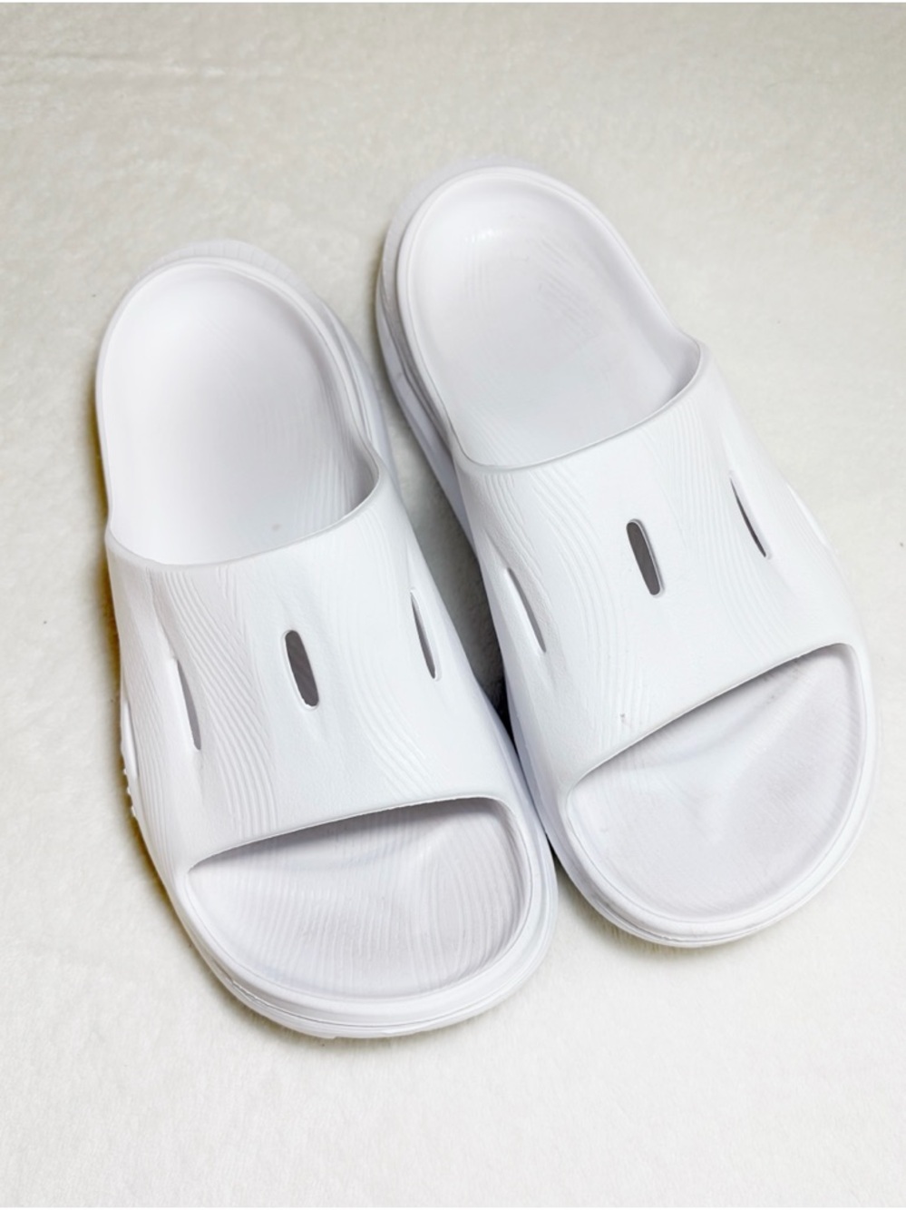 Hoka White Women's Slide Sandals - Picture 4 of 6